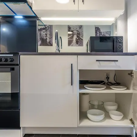 Park 3 Bedroom *