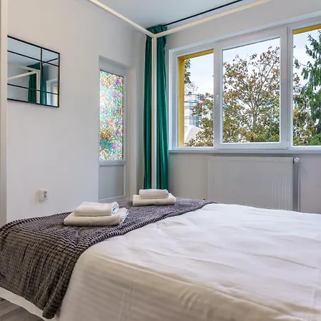 Park 3 Bedroom Appartamento Cluj-Napoca